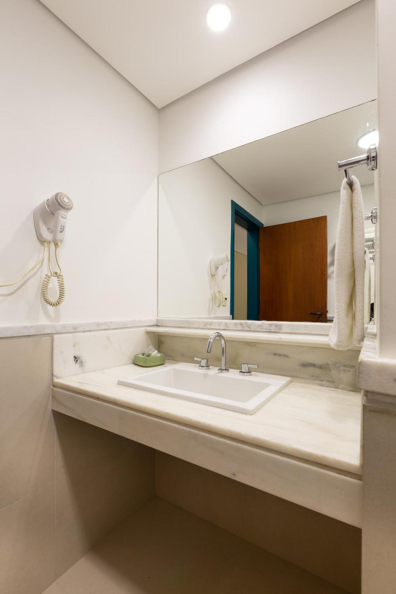 Apartment with Sea View,1212805600:JPEG